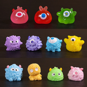 Venta al por mayor Halloween Little Hair Monster casa de muñecas hogar miniatura ornamento personalizado resina artesanía decorativa pequeño ornamento - Product Image 2