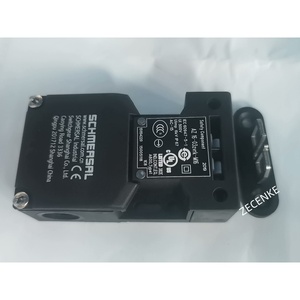 251138 Nuevo Interruptor de Seguridad Schmersal AZ16-03ZVRK-M16 Sin Caja, 3 Contactos NC, 4A - Product Image 1