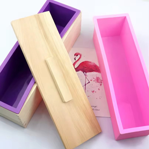 Cetakan Silikon Persegi Panjang Tebal untuk Pembuatan Sabun DIY, Kit Cetakan Silikon dengan Kotak Kayu dan Kotak Kayu dengan Cetakan - Product Image 1