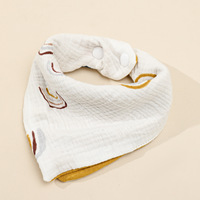 Bavoirs d'hiver pour bébé en gaze de coton pur à quatre couches, absorbants, avec design triangulaire et couleurs assorties, style européen et américain, en promotion