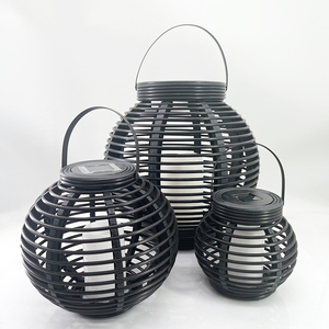 Ensemble de lanternes solaires rondes en forme de boule 2024, aspect rotin, décoration de jardin d'extérieur, lanterne suspendue en rotin - Product Image 6