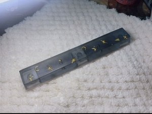 أغطية مفاتيح مصنوعة يدويًا من الراتنج الإيبوكسي بنمط نجوم سحابة القمر - Product Image 3