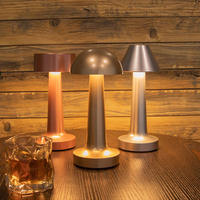 Moderne tragbare Retro LED Tisch lampe Einfache wiederauf ladbare drahtlose Nachtlicht Aluminium gehäuse für AC dekorative Restaurant Bar