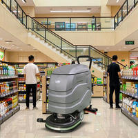 Autolaveuse autotractée durable avec raclette en aluminium et autonomie de 2 à 3 heures pour les grands supermarchés, centres commerciaux et hypermarchés