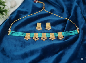 Conjunto de Collar de Joyería Antigua Hermosa de Estilo Elegante para Fiestas, con Acabado Dorado Brillante, Diseño Tradicional Elegante para Mujer - Product Image 4