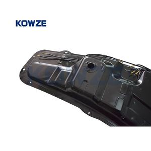 MR342848 Kowze gran oferta parte tanque de <span class=keywords><strong>gasolina</strong></span> tanque de combustible automático para Mitsubishi Pajero Montero 3 III 4 IV 2000-<span class=keywords><strong>2017</strong></span> tanque de combustible de plástico - Product Image 4