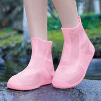 Bottes de pluie anti-tempête fabriquées en usine, conception sans couture, semelle anti-boue épaissie anti-usure noire