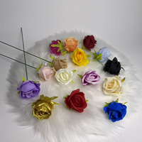 YL Fabrik Großhandel Handgefertigte Künstliche Seidenrosen-Blütenköpfe 15 Farben 6cm Wanddekoration für Hochzeit & Zuhause