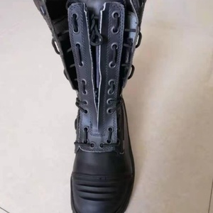 Bottes de pompier américaines résistantes au feu pour les secours d'urgence, équipement essentiel de protection des pieds - Product Image 3