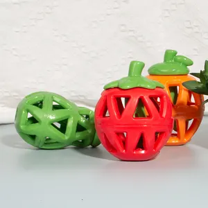 Cane TPR pet toy wholesale balls bite supplies forma di frutta pet toy eco-friendly masticare giocattoli interattivi per macinare i denti dell'animale domestico