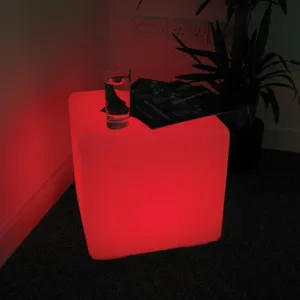 שרפרפים ניידים עמיד למים LED קוביית מנורת לילה כיסא מואר קוביית תאורה מוטיל שימוש כיסאות שולחנות מושב זוהר