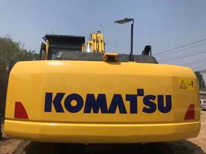 Petite mini-pelle PC240-8 24 tonnes originale japonaise d'occasion à vendre - Product Image 3