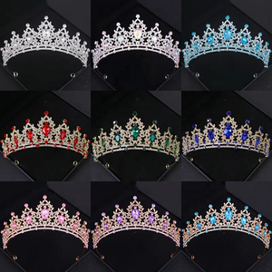 Couronne de reine moderne en alliage plaqué or de haute qualité avec strass pour mariage, concours de beauté, occasions formelles, vente en gros - Product Image 6