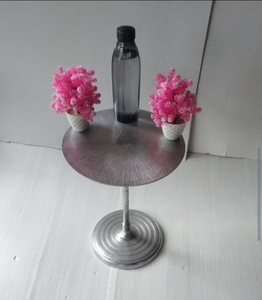 Table d'appoint à structure métallique moderne imperméable pour le salon et la chambre à coucher, panneau en bois, meubles de maison - Product Image 2