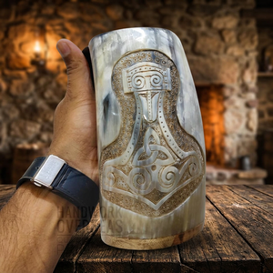 Mug en corne écologique de 400 ml, style américain, gravé à la main, avec couvercle en bambou, léger et portable pour le camping – Vente en gros - Product Image 1