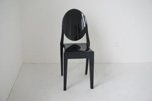 スタッキングバンケットホールイベント結婚式のための豪華な屋外クリアアクリルブラックゴーストチェア - Product Image 3