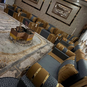 Ensemble de canapés <span class=keywords><strong>pouf</strong></span> Majlis yéménite haut de gamme Majlis arabe Jalsa meubles de salon canapé sectionnel modulaire - Product Image 1