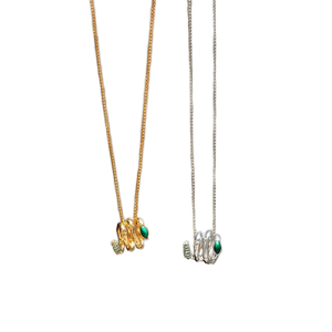 Collar Vintage <span class=keywords><strong>de</strong></span> Lujo <span class=keywords><strong>de</strong></span> Alta Gama <span class=keywords><strong>de</strong></span> Serpiente Esmeralda, Cadena <span class=keywords><strong>de</strong></span> Eslabones Chapada en <span class=keywords><strong>Oro</strong></span>, Exquisita Única, Collar <span class=keywords><strong>de</strong></span> <span class=keywords><strong>Segunda</strong></span> <span class=keywords><strong>Mano</strong></span> - Product Image 1