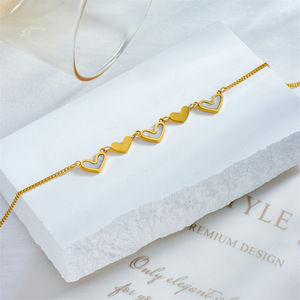 Dainty Shell Heart Anklet Gold Plated Stainless Steel Mother of Pearl Inlay Small Heart Charms Sweet Daily Women’s Anklet - Product Image 4