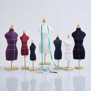 <span class=keywords><strong>Mannequin</strong></span> de <span class=keywords><strong>couture</strong></span> en mousse unisexe pour enfants, ajustable en position debout, pour tailleur et couturière, conception ajustable - Product Image 1