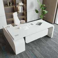 Bureau de direction contemporain et moderne, mobilier de bureau de luxe, table de patron en forme de L, bureau de PDG avec armoire latérale