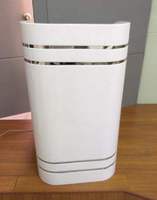 Mini-bureau d'accueil moderne et durable blanc pour bureau, centre commercial et bar - Peinture éco-responsable appliquée