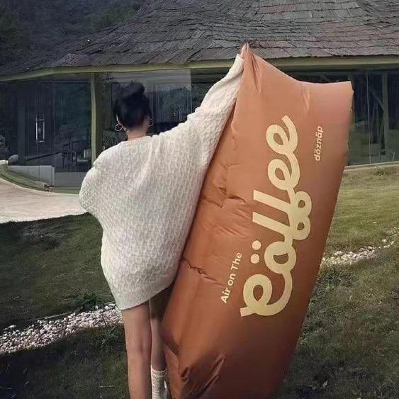 สีกาแฟอ่อน + ถุงเก็บแบบพกพา