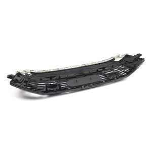 Grille de radiateur en nid d'abeille avant avec support ACC 4M8853651AS 4M8853651AF 4M8853651AG 4M8853651AH pour <span class=keywords><strong>Audi</strong></span> Q8 SQ8 2019-2023 - Product Image 4