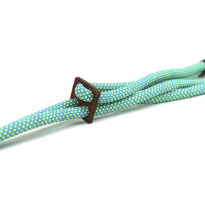 Diseño de cuerda acolchada de una pieza Arnés de cables de entrenamiento para mascotas de 5 pies Juego de arnés y correa para perros Todo en uno 3 en 1 - Product Image 3