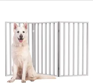 Cancelli per cani in legno casa espandibile portoni per cani porte Free Standing Pet Gate supporto piedi per scale pannelli cani barriere