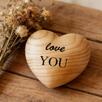 Plaque en bois personnalisée en forme de cœur avec gravure laser pour cadeau de couple, souvenir de mariage, décoration de la maison, jouet