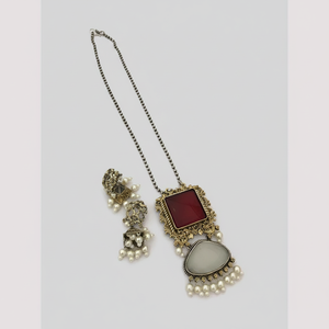 Elegant 2 Tone Plated Crystal and Pearl <b>Long</b> <b>Necklace</b> Set Fine Jewelry - Product Image 2