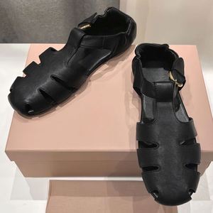 Sandalias de cuña planas transpirables sin cordones para mujer 2026, estilo coreano, cómodas para caminar al aire libre, elegantes y casuales MIUs - Product Image 3