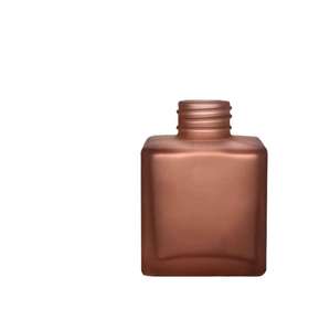 <span class=keywords><strong>KYLIA</strong></span> Diffuseur d'aromathérapie en verre carré de couleur givrée Diffuseur de parfum d'huile essentielle Bouteille en verre pour chambre - Product Image 4