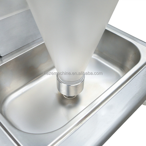 Máquina de remolino de yogur congelado Máquina de helado de fruta congelada Máquina comercial de <span class=keywords><strong>Mcflurry</strong></span> con <span class=keywords><strong>precio</strong></span> barato - Product Image 4