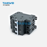 Disjoncteur miniature 3 pôles série PL9X EATON USA PL9X-C16/3 Courbe de protection contre les surcharges et les courts-circuits pour rail DIN