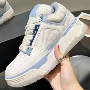 Dernière Version – Chaussures Décontractées de Luxe à Semelle Épaisse, Logo Personnalisé, Haute Qualité, Respirantes, Antidérapantes, à Lacets, Rehaussantes, Exclusives - Product Image 5