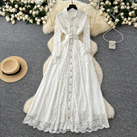 Robe chemise élégante blanche en dentelle pour femme, coupe trapèze, manches longues, ceinturée, simple boutonnage, pour le quotidien et les soirées décontractées