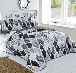 Ensemble de literie avec couvre-lit brodé et imprimé, taille king - Product Image 6