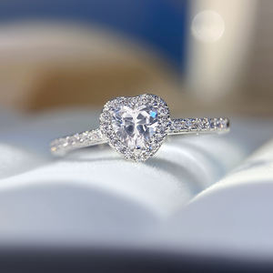 Anillo de Compromiso de Plata de Ley S925 con Corte Brillante de Lujo para Mujer, Chapado en Rodio con Circonita Cúbica - Product Image 2