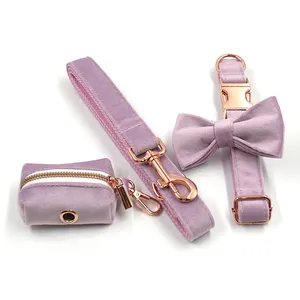 Baru Tiba Harga Pabrik Lilac Purple Velvet Dog Leash Harness Collar Puppy Collars untuk Anjing Kecil Harness Poo Bag Holder