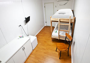 Maison conteneur préfabriquée de 20 pieds à 1 chambre, unité d'hôtel préfabriquée, structure en acier certifiée CE pour camp minier et projet touristique - Product Image 6