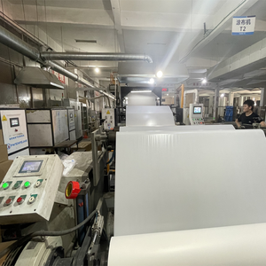 Etiqueta Etiqueta Etiqueta Matéria-prima Atacado Papel auto-adesivo Semi Gloss <span class=keywords><strong>Paper</strong></span> Label Ready Stock Jumbo Rolls