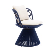Ensemble de meubles en métal minimaliste pour l'extérieur, trois pièces, design moderne, style nordique, table et chaises pour patios et hôtels