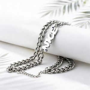 สร้อยคอคิวบาสุดเทรนดี้พร้อมจี้ตัวอักษร ทำจากไทเทเนียมสตีล สำหรับผู้ชาย เหมาะสำหรับงานปาร์ตี้ เครื่องประดับแฟชั่น - Product Image 3