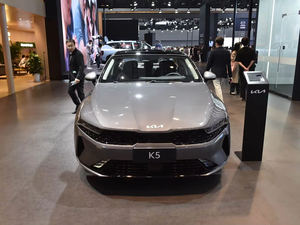 <span class=keywords><strong>Kia</strong></span> K5 2024 2025 Gasolina 1.5T 2.0T Modelos Nuevos/Usados Sedán Techo Panorámico Gasolina K3 K5 EV5 <span class=keywords><strong>EV6</strong></span> Precio Económico - Product Image 6