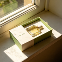 Caja de Perfume Moderna Dorada con Logotipo Grabado, Materiales Reciclados, Embalaje para Difusor, Uso Doméstico, Laminación UV Brillante/Mate, Impresión por Estampado