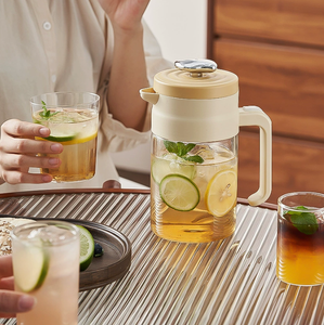 Carafe à <span class=keywords><strong>eau</strong></span> froide moderne grande capacité <span class=keywords><strong>en</strong></span> <span class=keywords><strong>verre</strong></span> borosilicate résistant à la chaleur avec couvercle anti-fuite et conception facile à nettoyer - Product Image 2
