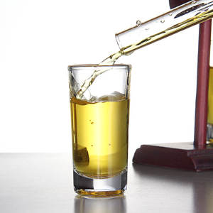 Decantador de Licor con Forma de Pistola Revólver <span class=keywords><strong>AK</strong></span> 47, Juego de Recipientes para <span class=keywords><strong>Vodka</strong></span>, Whisky, Tequila y Brandy, en Oferta - Product Image 3