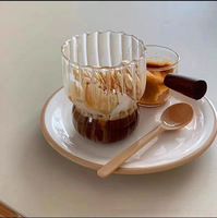 Ventes directes d'usine de tasses à eau en verre mignonnes, tasses à café 300ML qui peuvent être utilisées comme tasses à crème glacée